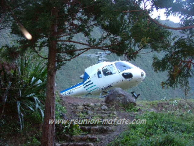 Hélicoptère à Mafate